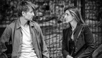 «В тени женщин (2015)» — обои к фильму #8