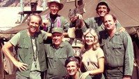 Обои к сериалу «Чёртова служба в госпитале Мэш (1972-1983)» — (12 из 47)