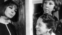 «Uma Garota em Maus Lençóis (1970)» — обои к фильму #1