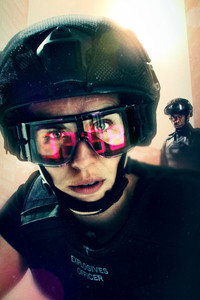 Постер сериала «На взводе (2022)» — (7 из 31)
