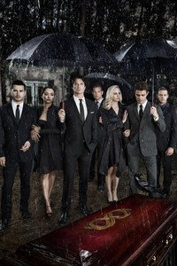 Постер сериала «Дневники вампира (2009-2017)» — (11 из 298)