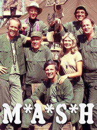 Постер сериала «Чёртова служба в госпитале Мэш (1972-1983)» — (4 из 47)