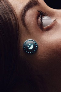 Постер сериала «Чёрное зеркало (2011)» — (66 из 176)