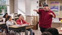 Mr. Iglesias Season 1 Episode 8