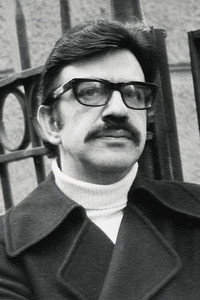 Menis Koumantareas