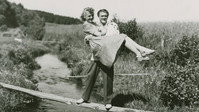 «Trav, hopp och kärlek (1945)» — обои к фильму #1