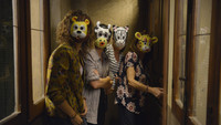 «Опасные мамочки (2019-2021)» — обои к сериалу #2