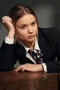 Постер сериала «Ещё вчера мы были детьми (2022)» — (1 из 5)