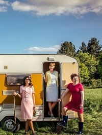 Trois femmes attendent la mort (2016)