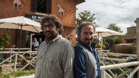 «2 fantasmi di troppo (2021)» — обои к фильму #1