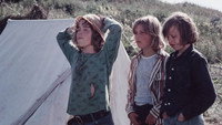 «Оставьте нас одних (1975)» — обои к фильму #3