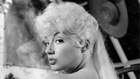 «Голые, как задумано природой (1961)» — обои к фильму #1