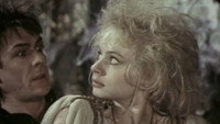 «Она с метлой, он в черной шляпе (1987)» — обои к фильму #1