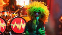 Обои к сериалу «The Muppets Mayhem (2023)» — (17 из 39)