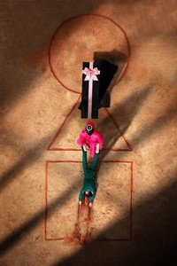 Постер сериала «Игра в кальмара (2021-2025)» — (10 из 393)