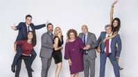 Обои к сериалу «Μην Αρχίζεις τη Μουρμούρα (2013 - 2021)» — (12 из 16)