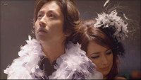 «Красивый костюм (2008)» — обои к фильму #6