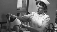 «Life in Her Hands (1951)» — обои к фильму #1