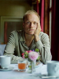 Постер фильма «Sprechende Löcher (2018)» — (1 из 1)