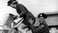 «Вторженец (1953)» — обои к фильму #6