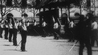 «Exercice du sabre (à la Part-Dieu, Lyon) (1896)» — обои к фильму #1