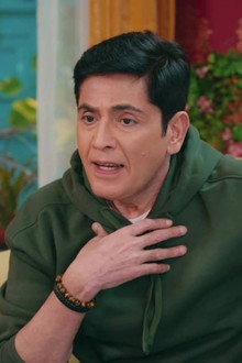 Tiwari Dances Wearing Anklets