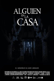 Alguien en la Casa poster