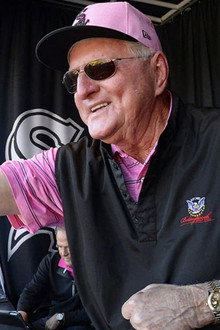 Hawk: The Colorful Life of Ken Harrelson
