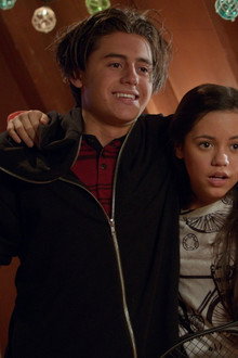 Stuck in a Besties Battle