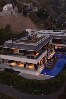 Billionaires Have Compounds