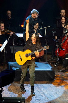 Rodrigo y Gabriela featuring the Austin Symphony Orchestra
