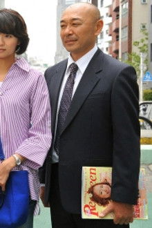 女子高生スリ集団の危険なゲーム! 盗まれた企業秘密−父と娘の絆を取り戻せ!