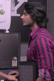 Amaya Buys a Fridge For Sneha