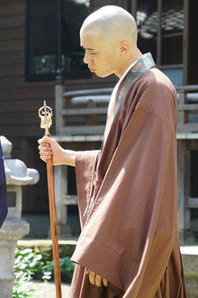 Open Your Eye! Myself!