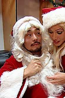 Raw - Dec. 24, 2001