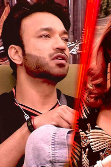 Ankita & Vicky Ke Beech Badhi Dooriyaan