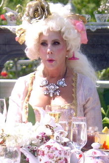 Spilling Tea and Throwing Shade