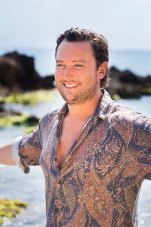 Tino Martin