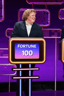 2/28/24 (Fortune Feimster, Mae Martin, Tig Notaro)