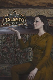 Tierra de talento poster