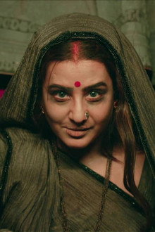 Angoori Removes The Mansion’s Raksha Kavach