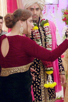 Bela Fights For Mahir's Love