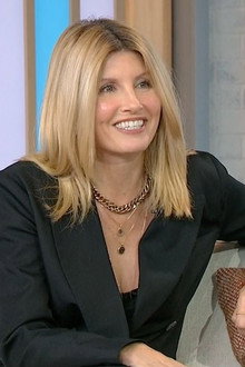 Sharon Horgan, Daniel Ezra