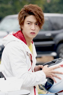 What is the Reason Go Shijima Fights?