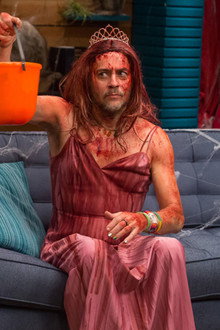 Wayne Coyne Wears a Halloween Costume
