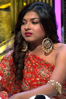 Agli Peedhi Ki Pehli Seedhi