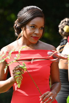 Hot Links & Red Drinks