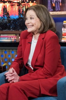 Laurie Metcalf; Jessica Walter