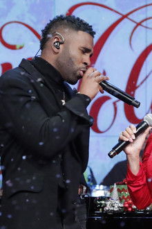 Paul Reiser and Helen Hunt; Darlene Love