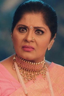 Seema Forces Prathna's Hand